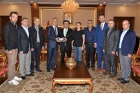 KOCAELİ VALİSİ - Vali Güzeloğlu' Gölcük Esnaf Ve Sanatkarlarını Ağırladı