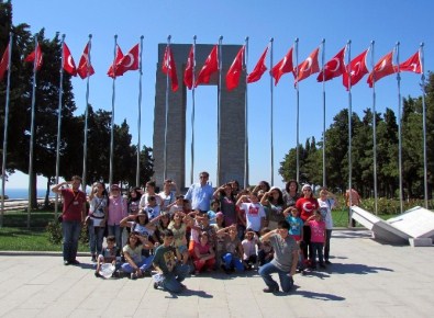 Yetiştirme Yurdundaki Çocuklar Çanakkale'yi Gezdi