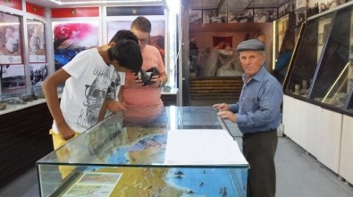 Burhaniye'de Çanakkale Gezici Tır Müzesine İlgi