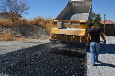 Yol Yapım Çalışmaları Devam Ediyor