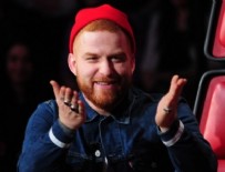 ATHENA - Athena Gökhan'dan zikir ve takke açıklaması