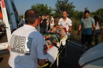 ABDULLAH ÇELIK - Bayramiç'te Kaza; 6 Yaralı