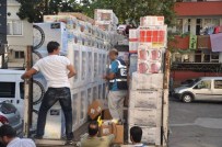 Çeyiz Seti Yüklü Kamyondan 62 Bin 500 Paket Kaçak Sigara Çıktı