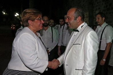 Medeniyetler Korosu Barış İçin Söyledi