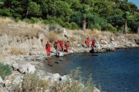 AKYARLAR - Arama Yaparken 11 Kaçak Göçmen Buldular