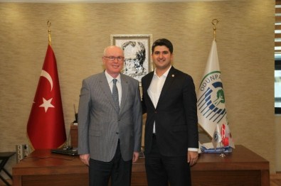 Başkan Kurt, CHP'nin En Genç Meclis Üyesi İle Buluştu