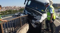Başkent'te Trafik Kazası Açıklaması Biri Ağır İki Yaralı