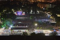 İZMIR ENTERNASYONAL FUARı - Hadise Ve Boğaziçi Caz Korosundan Unutulmaz Gece