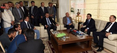 İçişleri Bakanı Altınok, Başkan Sekmen'i Ziyaret Etti
