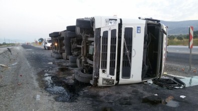 Kaza Yapan TIR 35 Saat Sonra Kurtarıldı