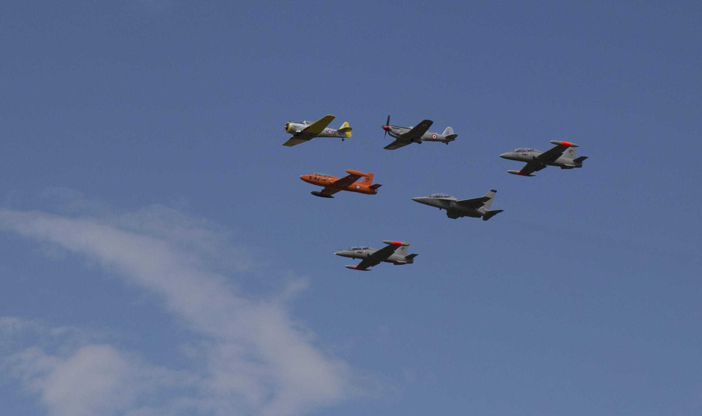 Türk Yıldızları İtalya'da nefesleri kesti