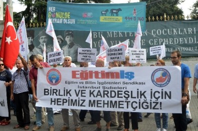 Beyoğlu'nda Eğitim-İş Terör Olaylarını Protesto Etti