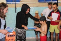 Bitlis Belediyesi'nin Yüzme Kursu Sona Erdi