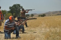 ŞİFALI SU - Elazığ'da Avcılar Trap Atışı Yaptı