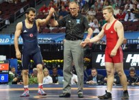 NEVADA - Emrah Kuş, Belaruslu Rakibine Mağlup Oldu