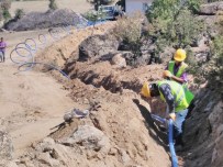 ŞEBEKE HATTI - Hacıtufan'ın Şebeke Hattı Yenilendi