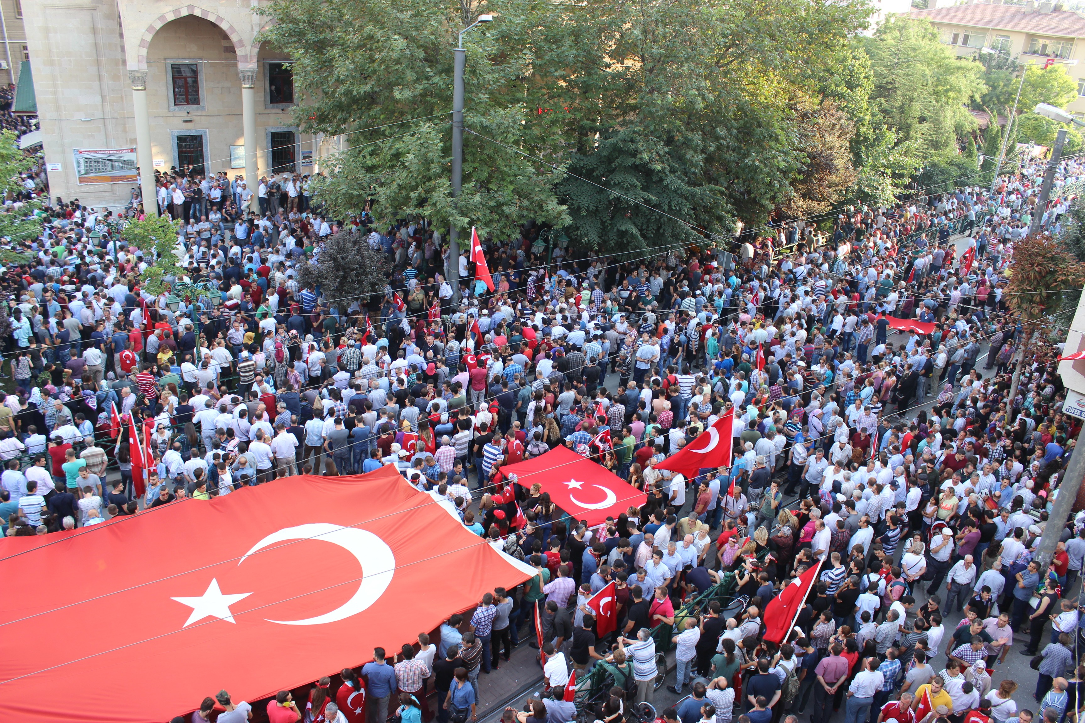 Dağlıca şehitlerine veda