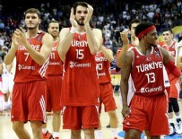 12 Dev Adam Almanya'yı devirdi