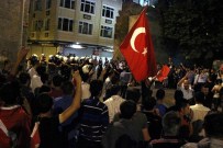 HDP Binasına Girmek İsteyen Vatandaşlara Polis Müdahale Etti