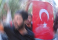 DAĞLıCA - HDP Tabelasını İndirip, Türk Bayrağı Astılar