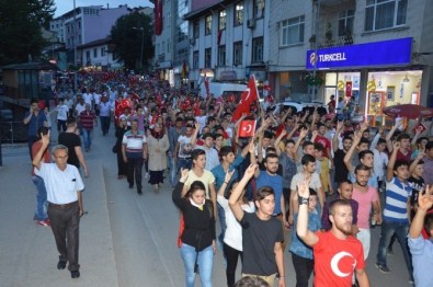 Niksar'da 'Şehide Saygı Teröre Lanet' Yürüyüşü Yapıldı