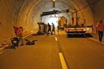 Rize'de Tünelde Trafik Kazası Açıklaması 1 Yaralı