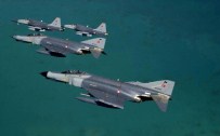 Savaş Uçakları PKK İnlerine Bomba Yağdırdı