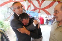 ALI ZOR - Şehit Polisin Babası Emniyet Müdürüne Sarılarak Ağladı