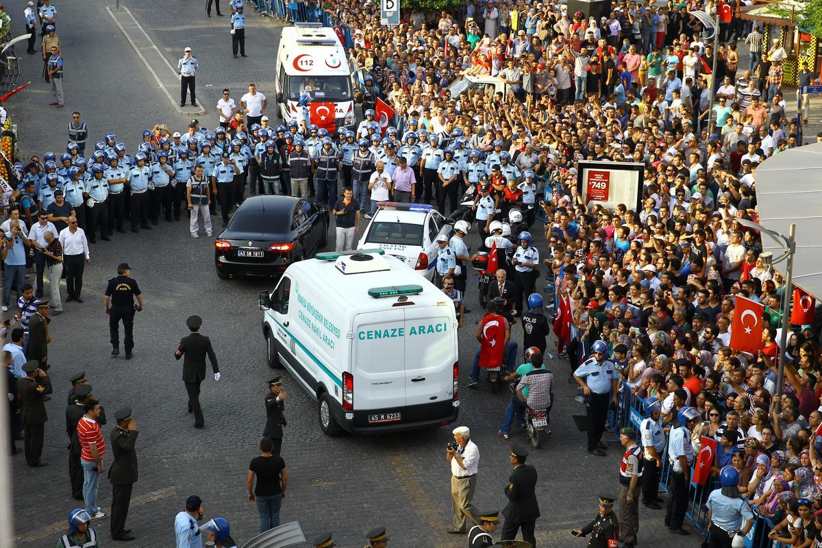 Dağlıca şehitlerine veda