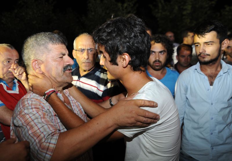 Şehitlerin cenazeleri baba ocağında