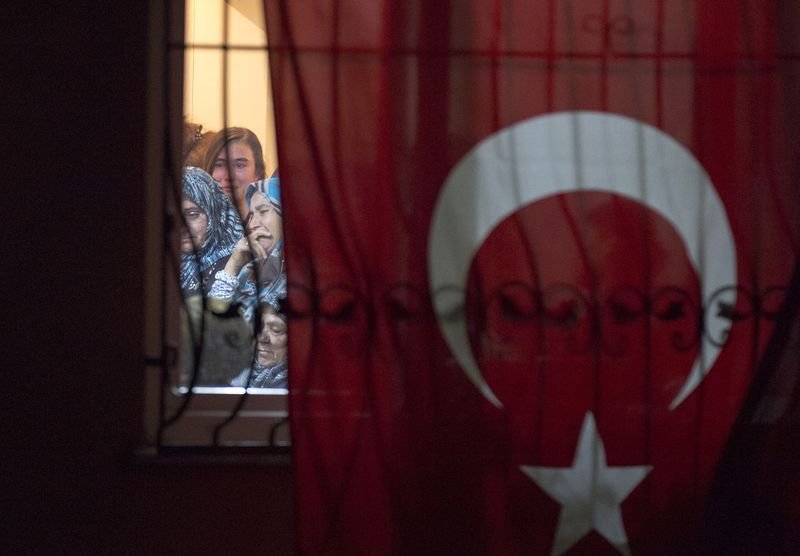 Şehitlerin cenazeleri baba ocağında