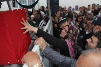 TURAN ÇAKıR - Şehit Polis İçin Evinin Önünde Helallik Alındı