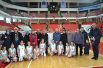 Kadir HAS Kongre Merkezi'nde Her Yaştan Sporcuya Evsahipliği Yapıyor