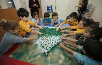 NAYLON POŞET - Karşıyakalı Miniklerden Yeni Yıl Sergisi