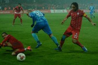 SERDAR AZİZ - Bursa 3'Ledi