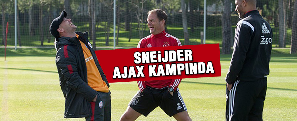 Sneıjder Ajax'ın kampını ziyaret etti