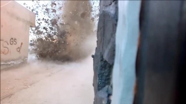 PKK'lılar cami önüne bomba yerleştirdi