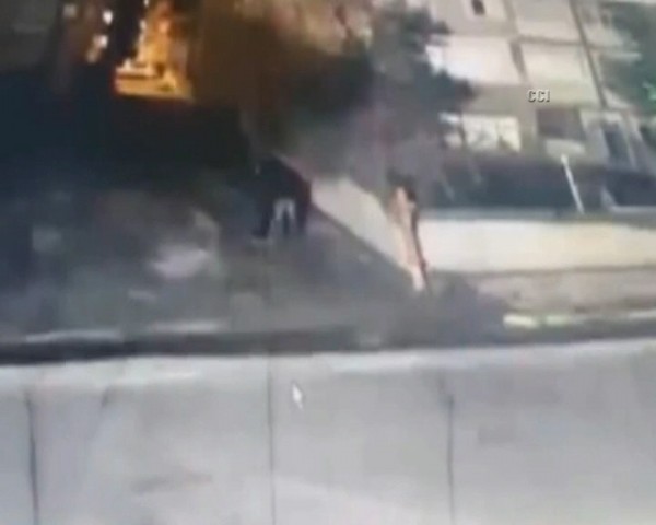 PKK yandaşının bomba elinde patladı