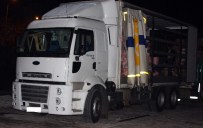 Elazığ Polisinden Kargo Aracına Kaçak Sigara Baskını