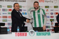 Konyaspor'a Sloven Bek