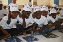 SOKAK ÇOCUKLARı - Somalili Yetimlerin Yaşam Ve Eğitim Merkezi TİKA Tarafından Yenilendi