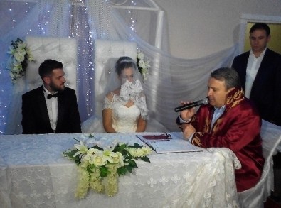 Yunusemre'de Bin 545 Çift Dünyaevine Girdi