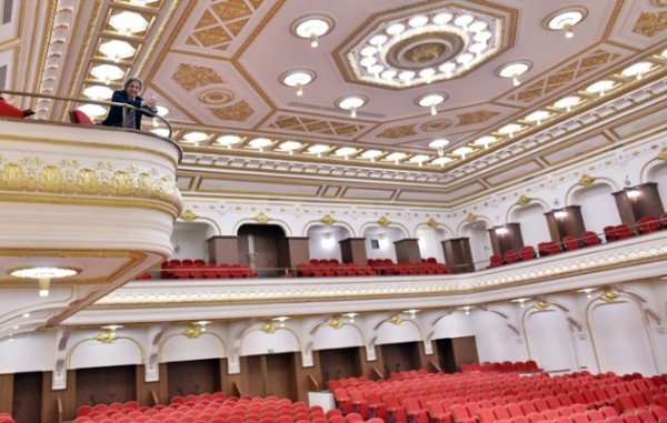 Emek Sineması perdelerini açıyor