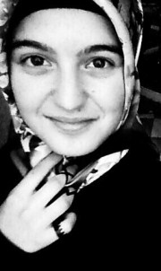 Cam Sehpanın Üzerine Düşen Lise Öğrencisi Hayatını Kaybetti