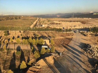 Dilovası Bayratepe Parkında Çalışmalar Devam Ediyor