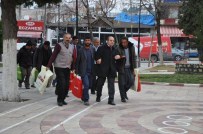 ÇAĞLAYAN KAYA - Kaymakamdan Engellilerle Alışveriş Yaptı