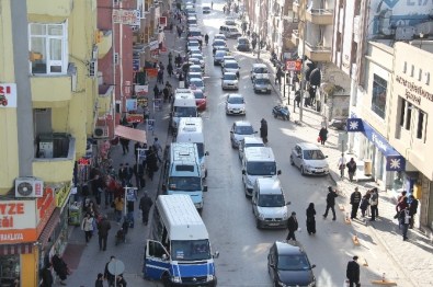 Sakarya'da Trafiğe Kayıtlı Araç Sayısı 250 Bine Dayandı