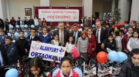 İBRAHIM ERTEKIN - Uşak'ta Okullara Bisiklet Dağıtıldı