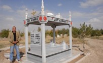 AHMET ÖZDEMIR - 4 Yıl Önce Kendisi İçin Yaptırdığı Mezara Defnedildi