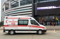 GAZİ YAŞARGİL - AVM'de Asma Tavan Çöktü!